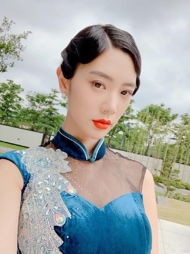 95网主播 蛇蝎美人